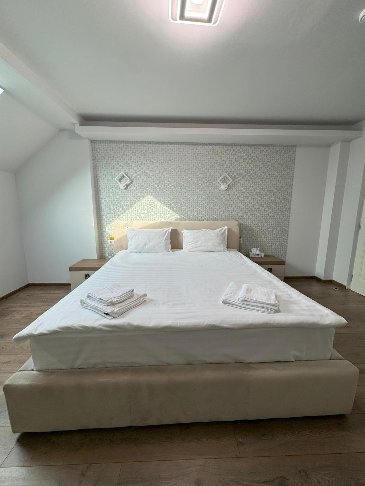 Pensiunea Korona And Restaurant Miercurea Ciuc Ngoại thất bức ảnh