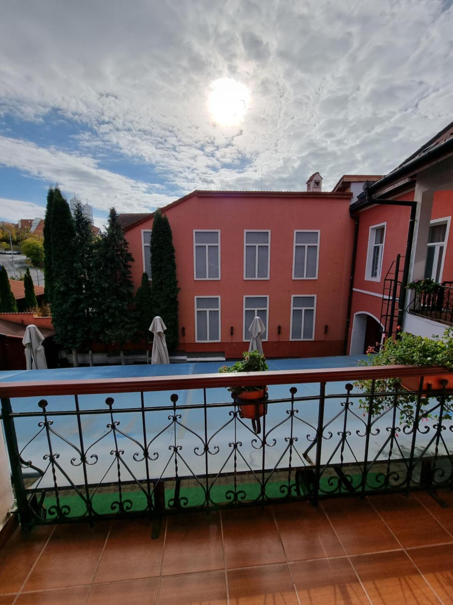 Pensiunea Korona And Restaurant Miercurea Ciuc Ngoại thất bức ảnh
